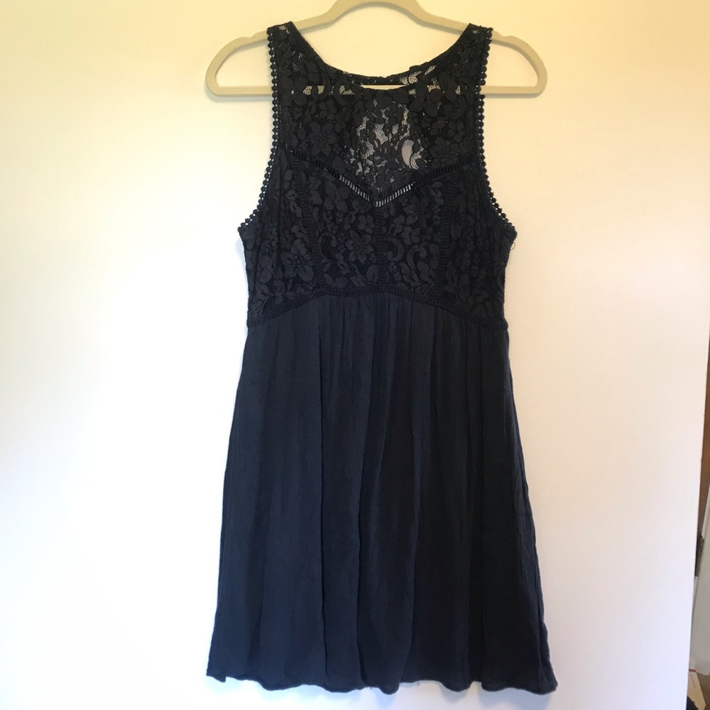 3/$25 🌻 A&F Blue Lace Dress